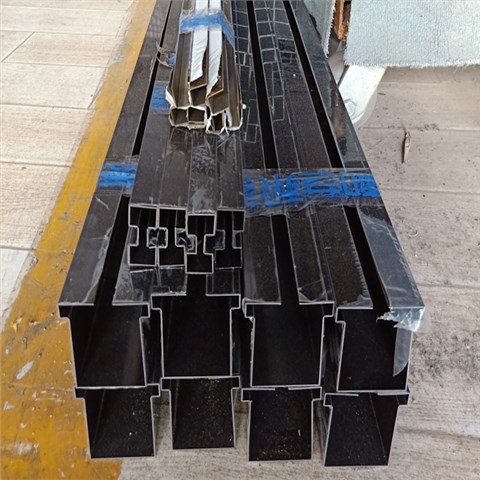 湖南常德德安府門包邊、線條、裝飾、護(hù)欄項(xiàng)目