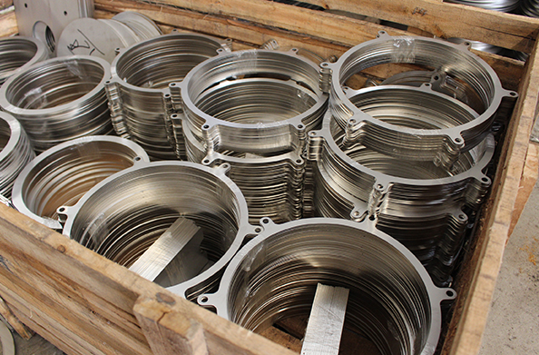 金屬高速高質(zhì)量激光批量切割，無毛刺