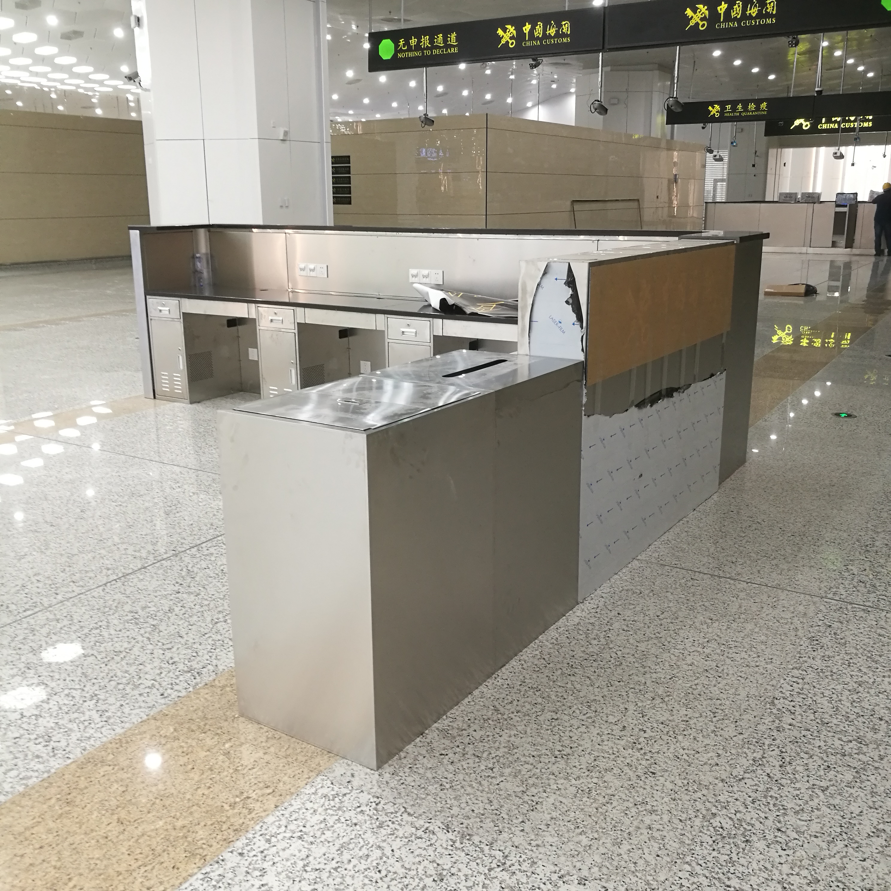 橫琴海關(guān)：不銹鋼工作臺